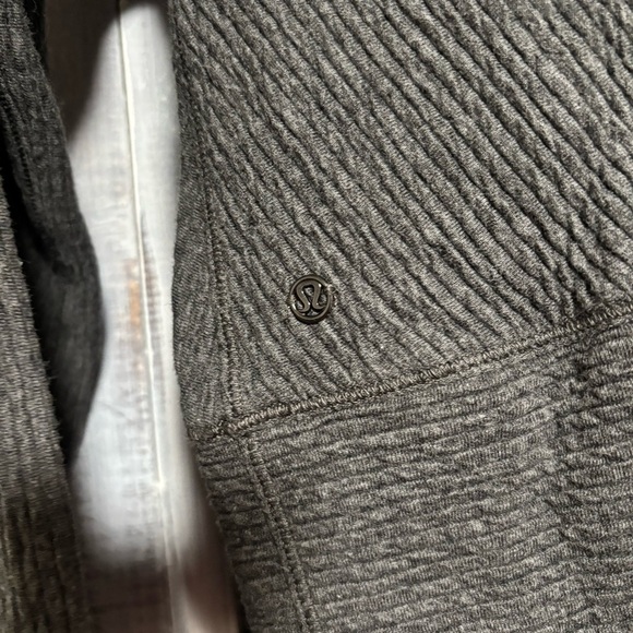 Lululemon Retreat Yourself Heathered Gray Cowl Neck Bell Sleeve Pullover Sweater - Picture 11 of 11